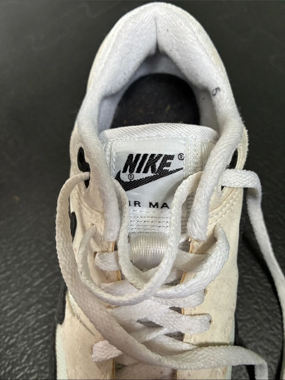 Nike black white